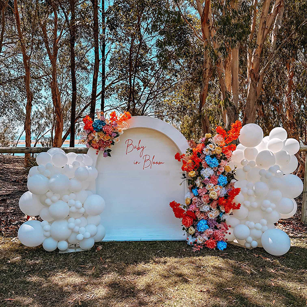 Baby in Bloom Image