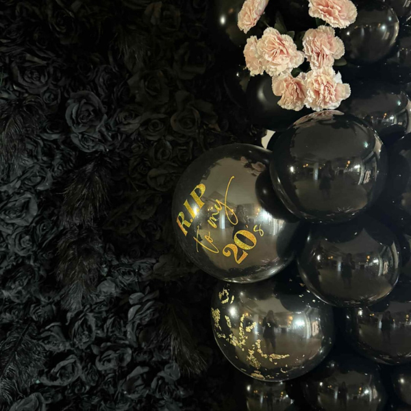 Black Flower Wall Image